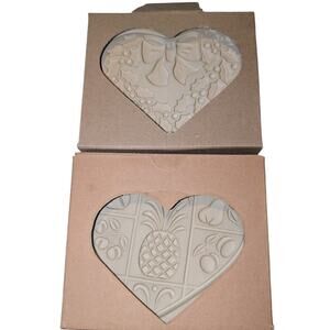 NIP Retired Pampered Chef Stoneware Cookie Molds Summer Wreath Hospitality Heart